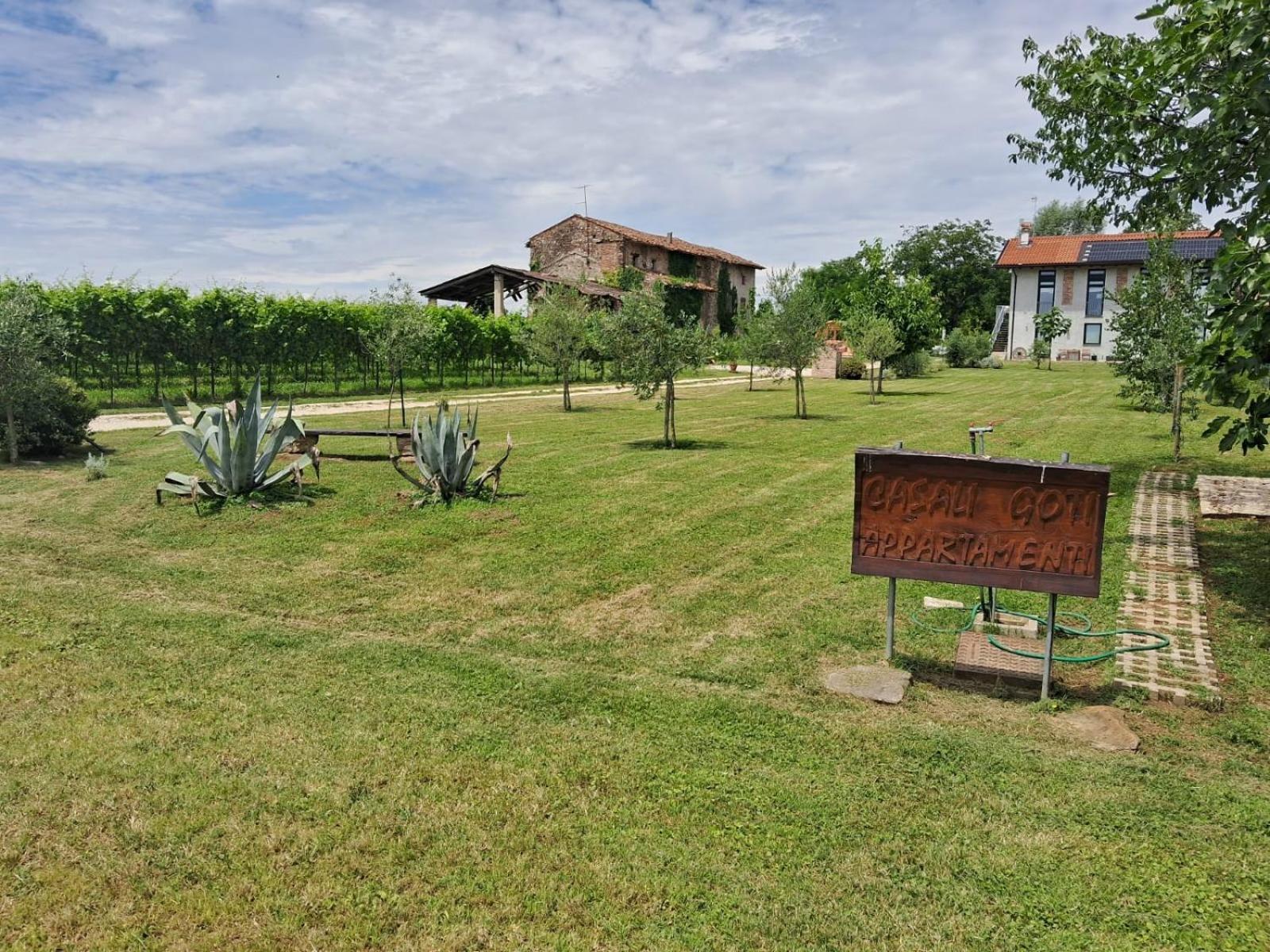 Casa Zafferano - Apartment With Garden Corno di Rosazzo Exteriör bild